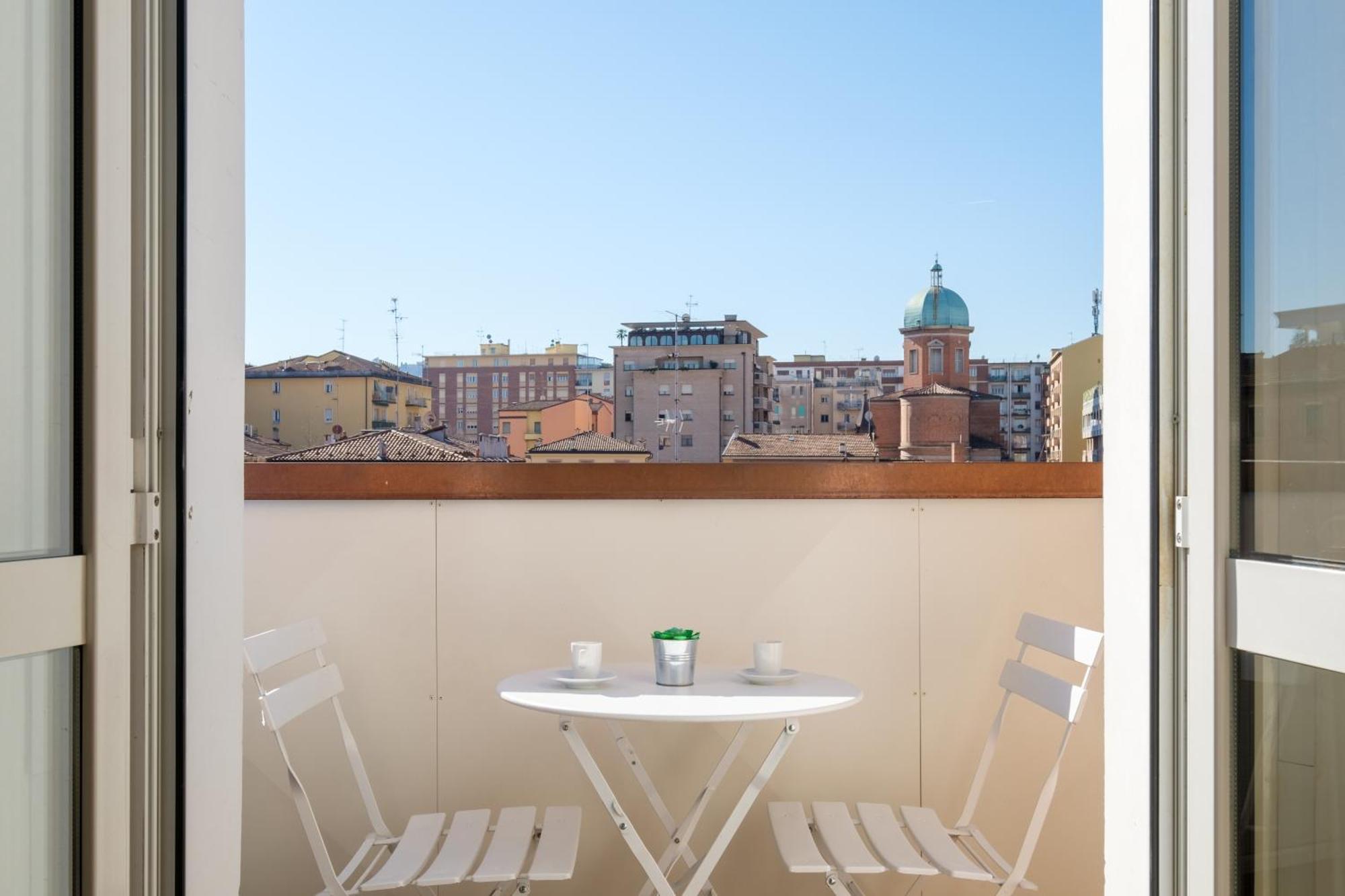 בולוניה Scandellari Apartments - Stylish Stay For Two Guests מראה חיצוני תמונה